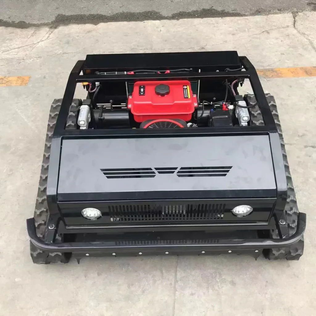 Masenter LM800, вид сверху на двигатель и ходовую